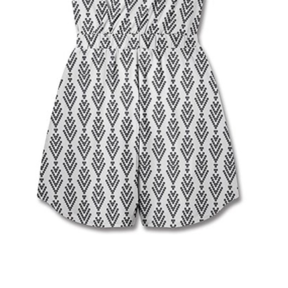 •SOLD OUT•XL-2X•MIA MODERN SUPER-SOFT MINIMALIST ROMPER• - Picture 2 of 3